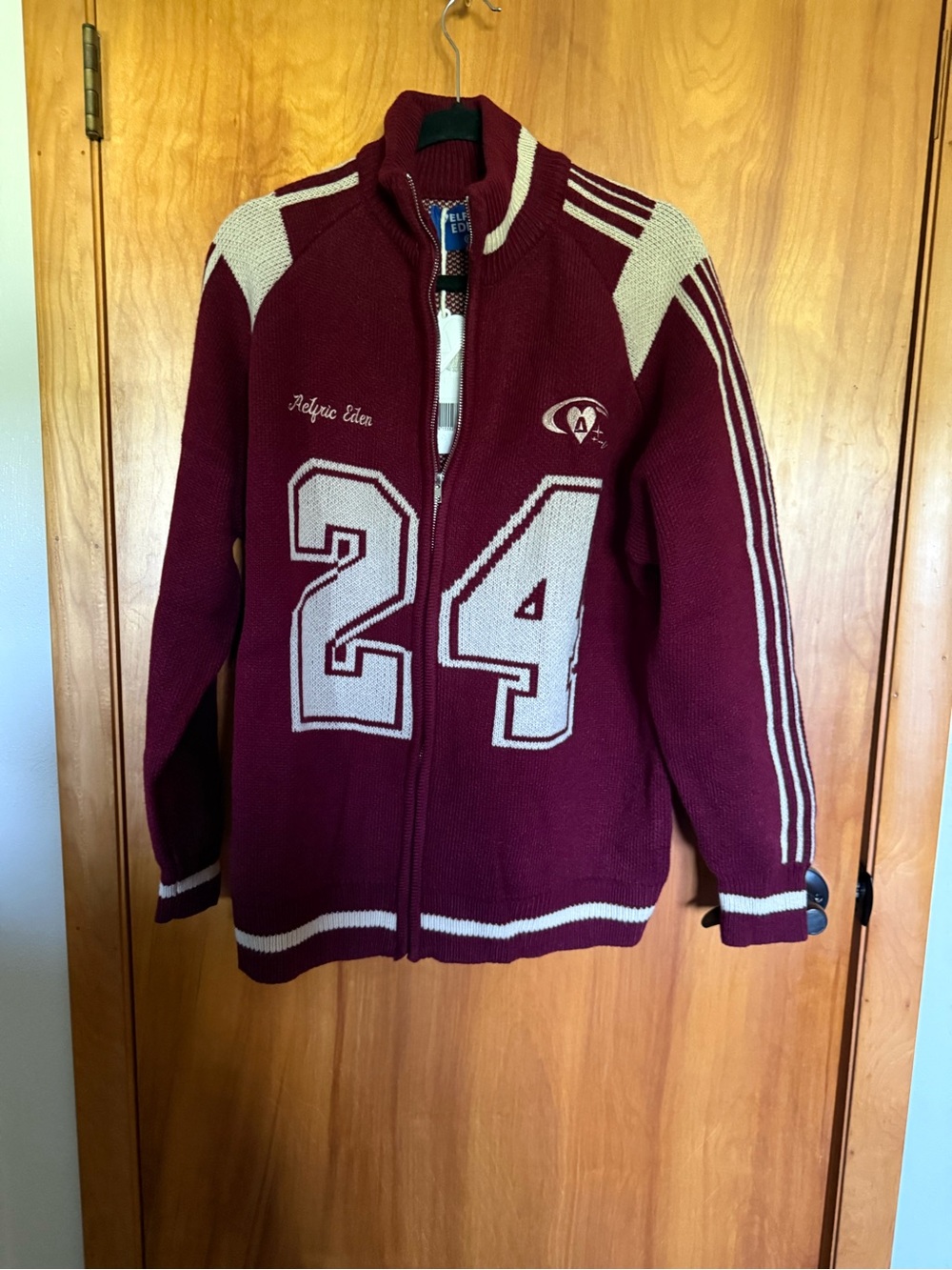 Aelfric Eden Maroon Zip-Up Sweater with Cream Accents